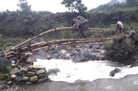 Bambusbrücke.